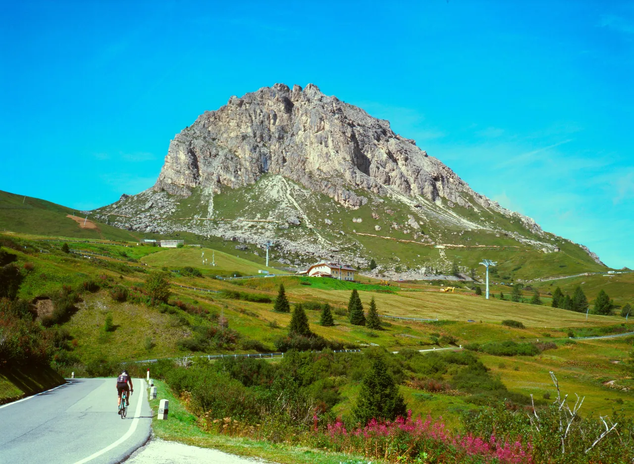 Road cycling in Italy